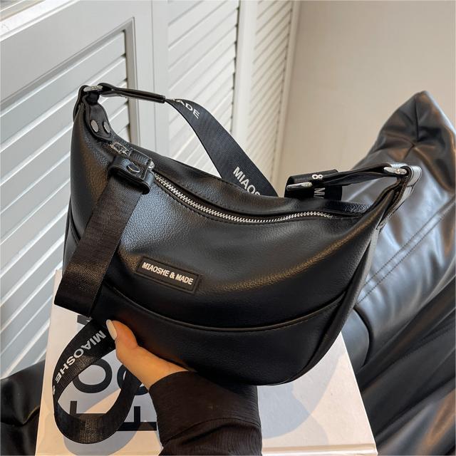 Free shipping designer Trendy Niche Bag 2025 New Women Fashion Super Popular Crossbody Bag Korean Style Versatile Dumpling Bag