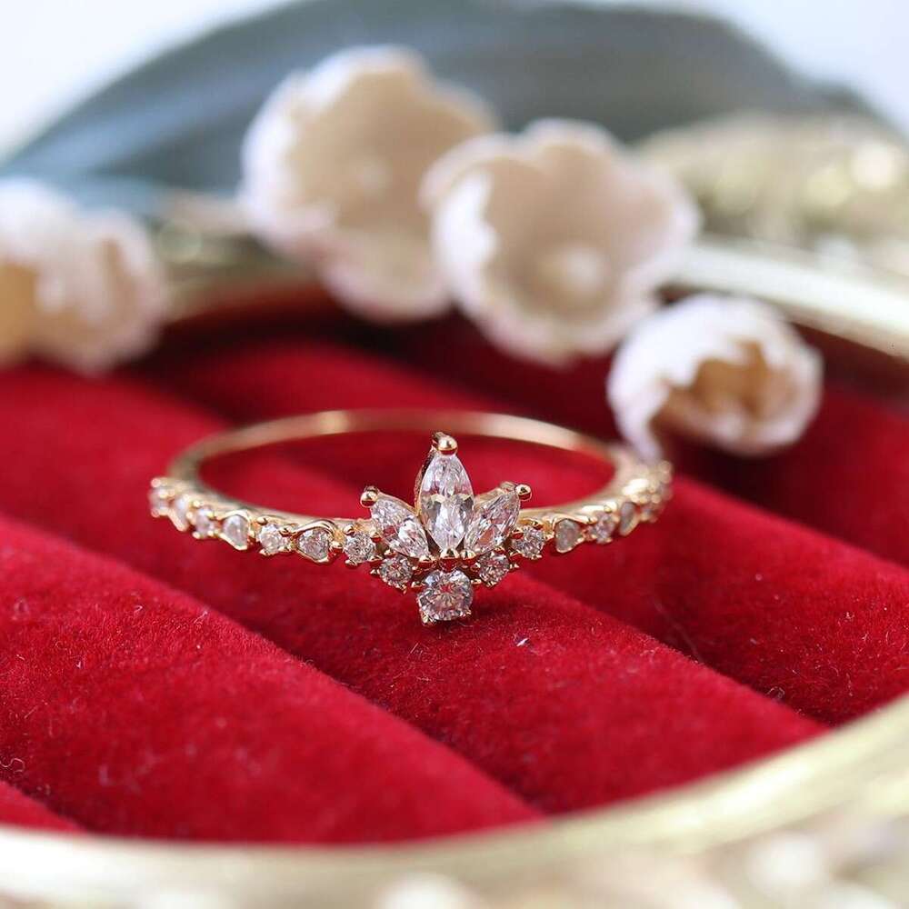 Green Sky Korean Dongdaemun Fashion Oval Luxury for Women Simple Personality Niche High-end Sense Index Finger Ring