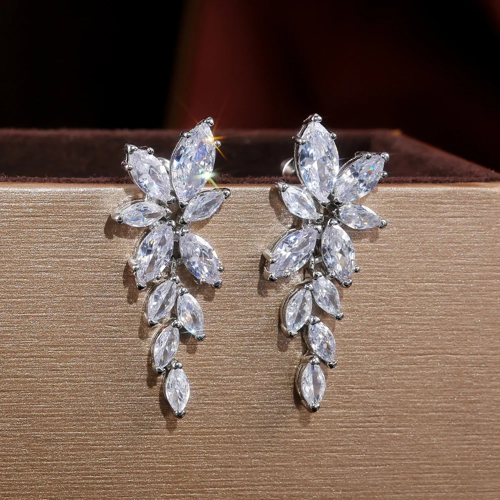 CAOSHI Stylish Wedding Jewelry Drop Earrings for Women Graceful Silver Color Bright Zirconia Pendant Accessories Gifts 250617