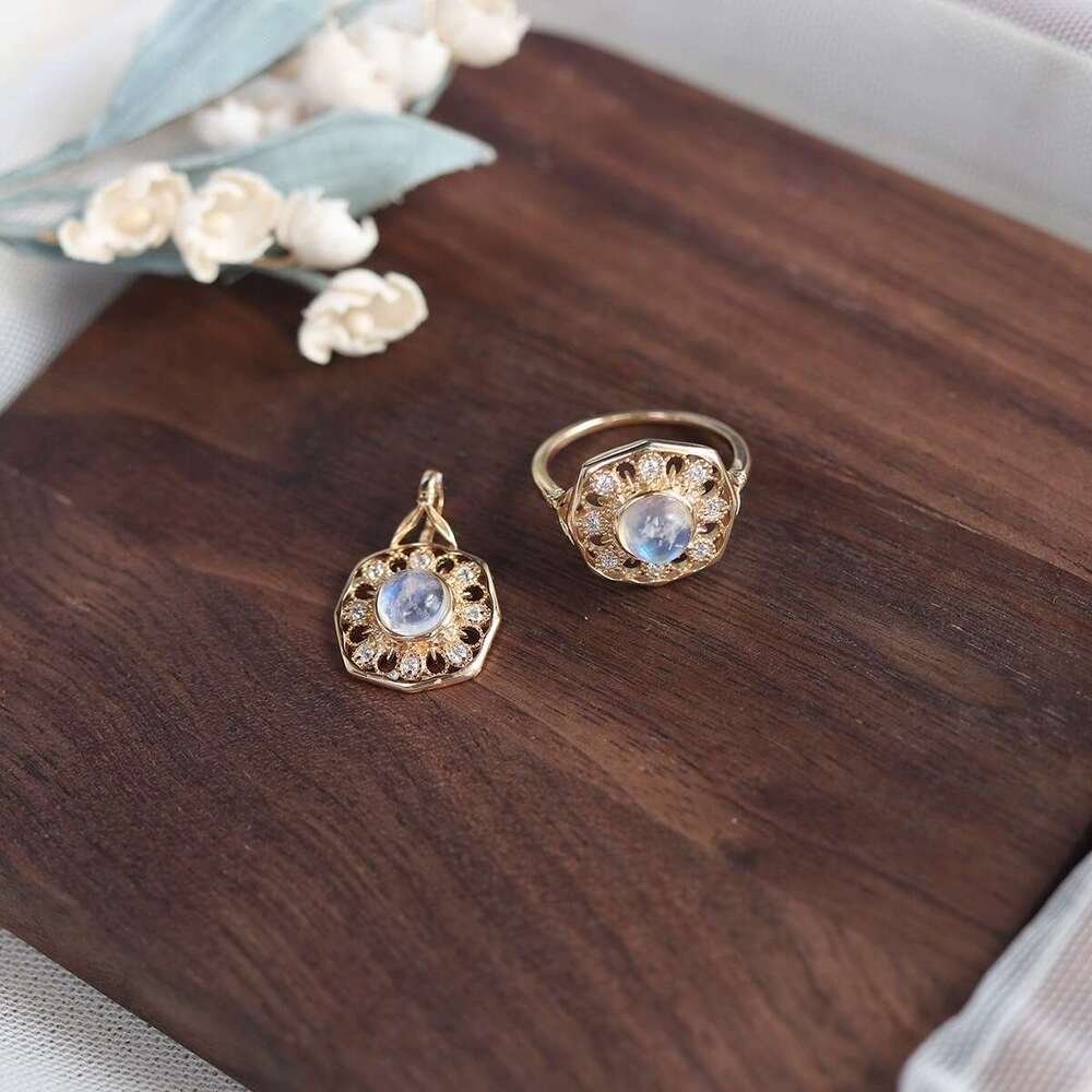 Lace Petal Sunflower High Imitation Natural Crystal Moonstone Same Style Necklace Light Luxury Ring