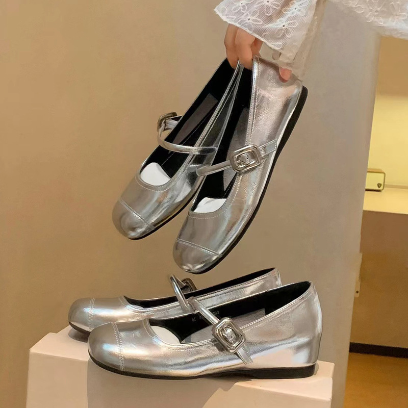 Stylish Fashion Silver Mary Janes for Women Summer New Arrival Round Toe Low Cut Leather Flats Shoes with Hidden Height Soft Cushion Sole Designer