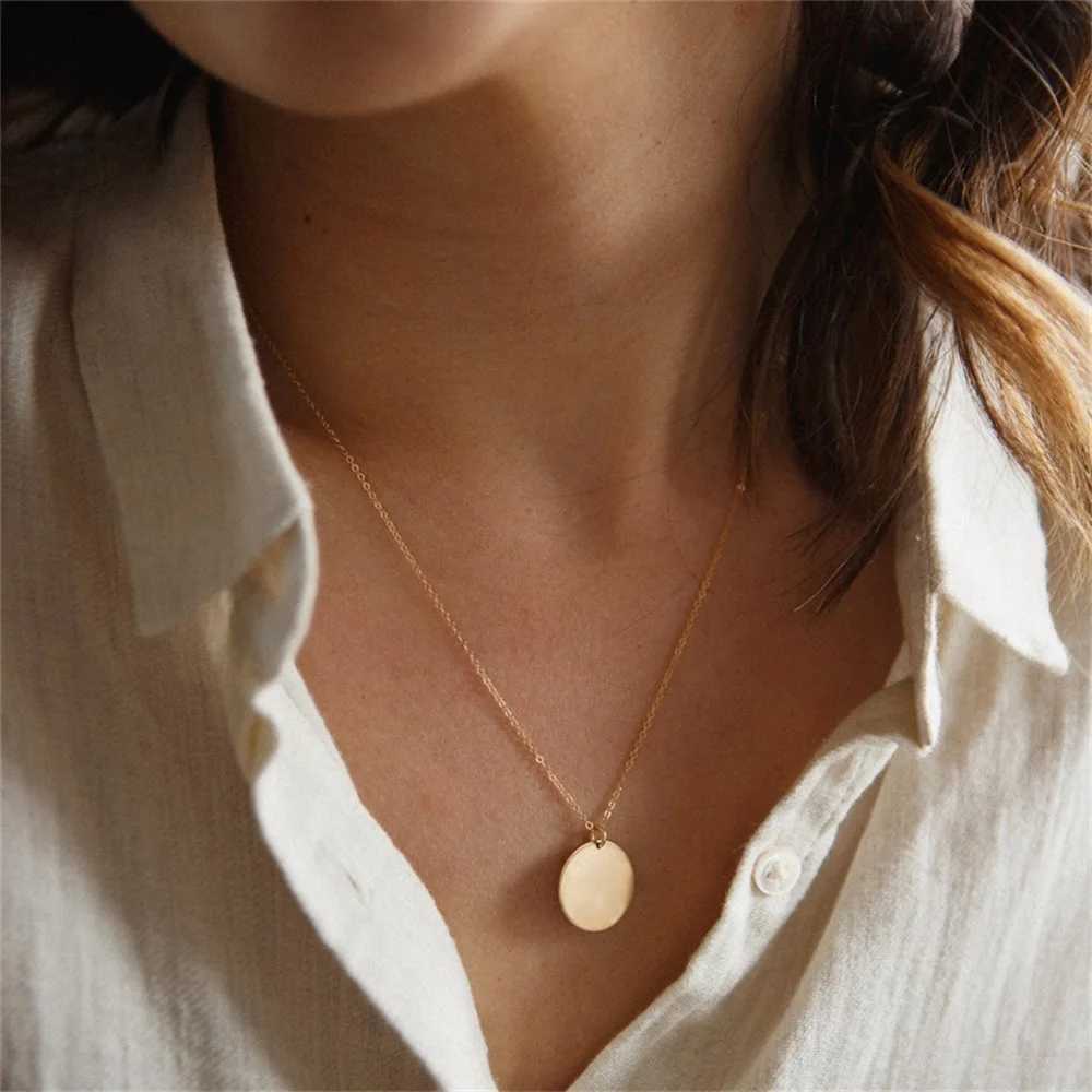 Minimalist Round Pendant Necklace for Women Stainless Steel Clavicle Necklace Long Chain Fashion Jewelry Statement Girl Gift W250618