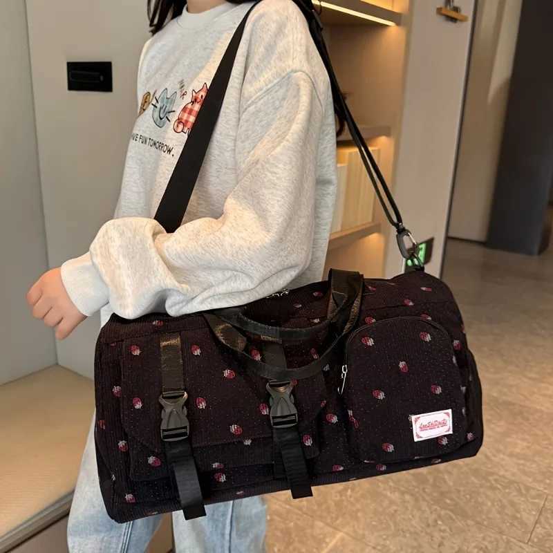 Large Capacity Travel Duffel Bag with Strawberry Pattern Wet/Dry Separation Independent Shoe Compartment Multiple Pockets W250618