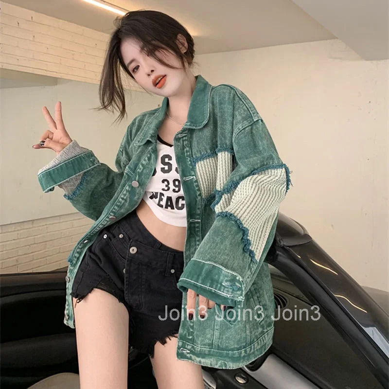 Hole Sale Korean Popular Clothes Ripped Cowboy Coat Woman Long Sleeve Original New In 2025 Models Cheap Denim Jacket for Women