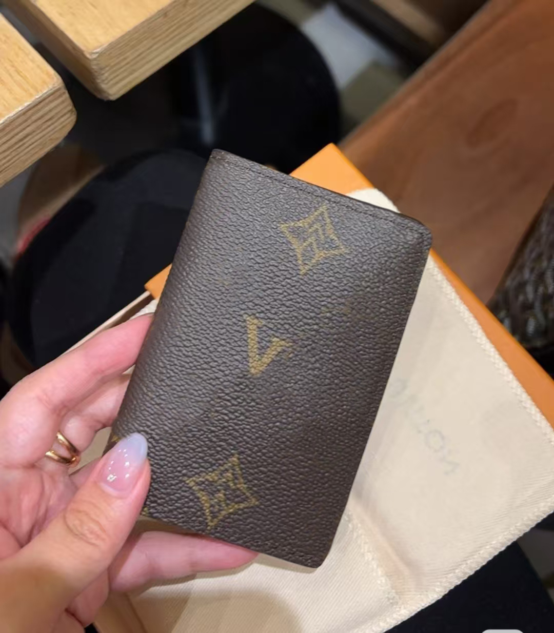 Designer Leather Wallet Card holder Men Women Short Purse Fashion Card Pocket Money Bag Luxury Clutch Fold Purses Coin card holders with box