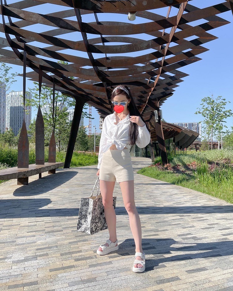 Free Shipping 2025 New Designer Bag Large Capacity Tiger Pattern Women's Pearl Shoulder Handbag High Quality Leisure Boutique Shopping Bag Commut