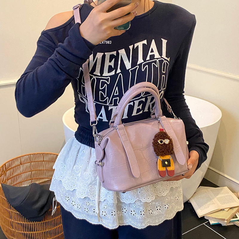 Free shipping designer New 2025 Handheld Stone Pattern Bag for Women Stylish Versatile Shoulder Bag Fashionable Simple Crossbody Bag