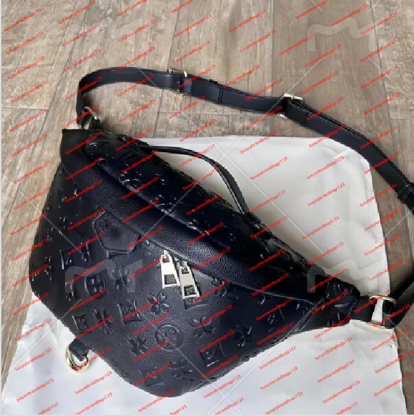 Luxurys designer Bags Bumbag Cross Body Waist Bag Temperament Bumbags Fanny Pack Bum Embossing Flower Purse Famous Soft Leather CrossBody With DustBag 2024