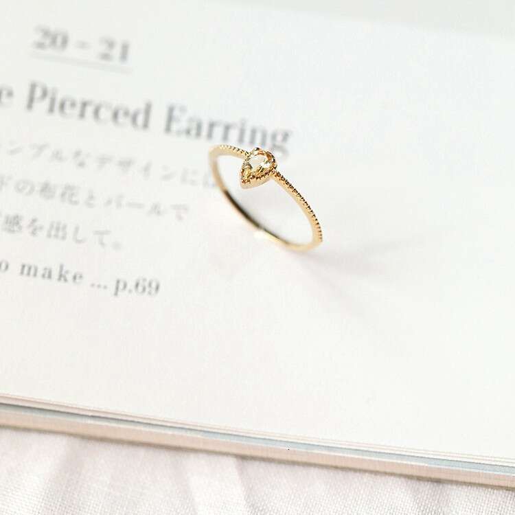 Crystal Imitation and Lace Skirt Hem Exquisite Simple Ins Trend Yellow Lucky Luxury Versatile Ring Women's Gift
