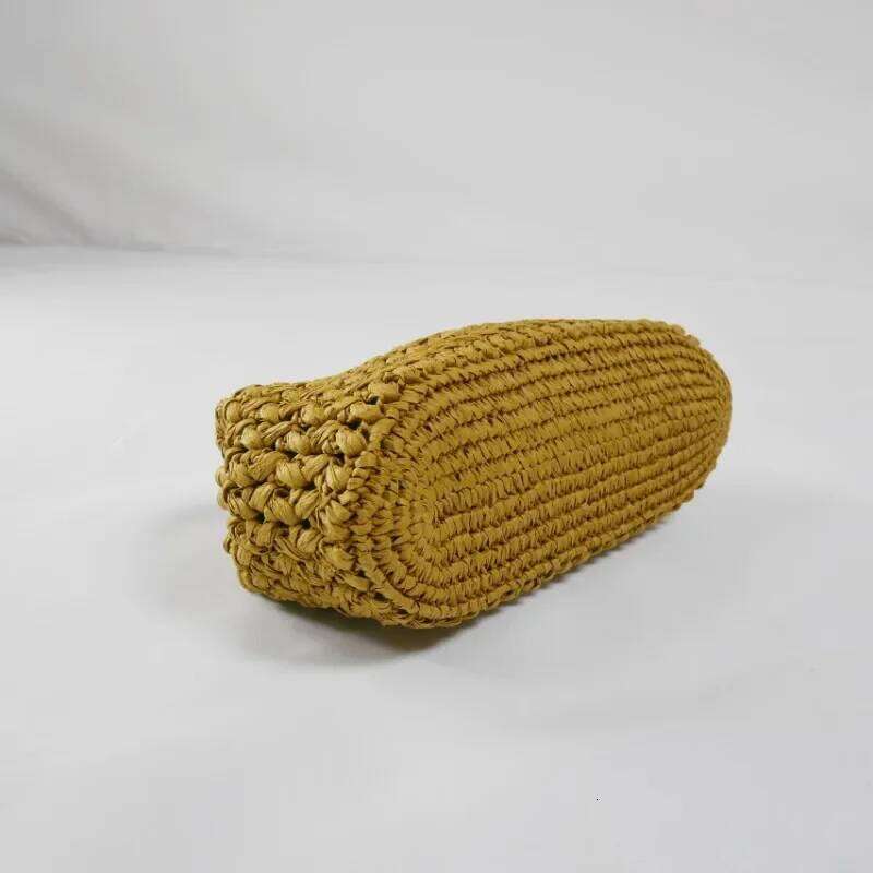Fashion Straw Clip Shell Clutch For Women Designer Paper Woven Handbags Casual Vintage Handmade Summer Beach Bag 2025