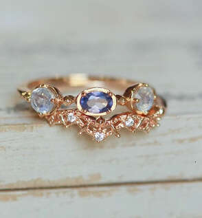 Summer New Luxury Electroplated Color Exquisite Hollow Pattern Leaf High-end Versatile Ring