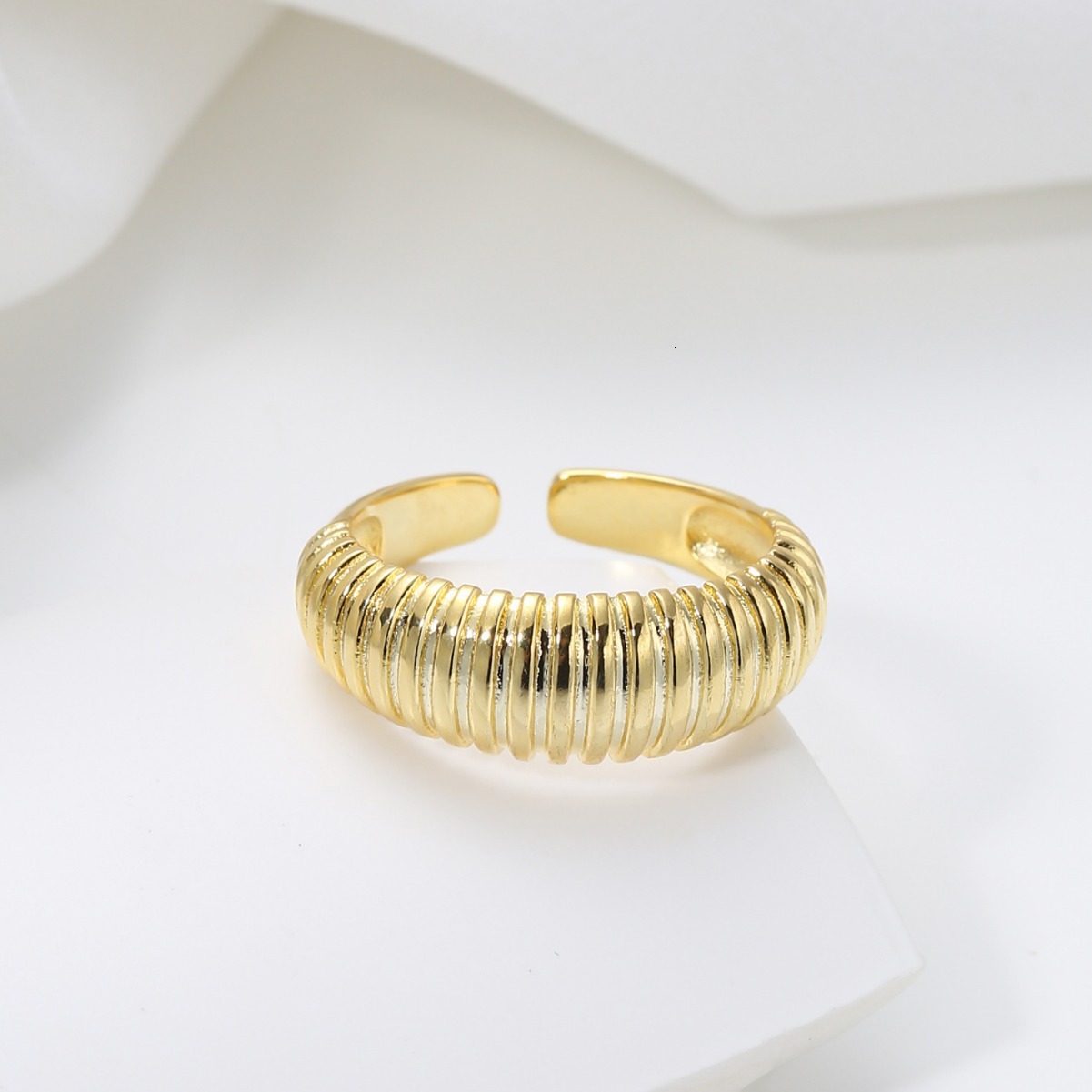Style High-End Sense Personality Wave Pattern Simple Fashion Adjustable Open Ring