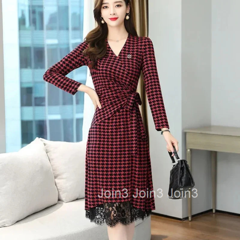 Korean Style Womens Long Sleeve Dresses Splicing Female Dress Lace Kpop Sensual Sexy Elastic A Line Elegant Chic One-piece Xxl