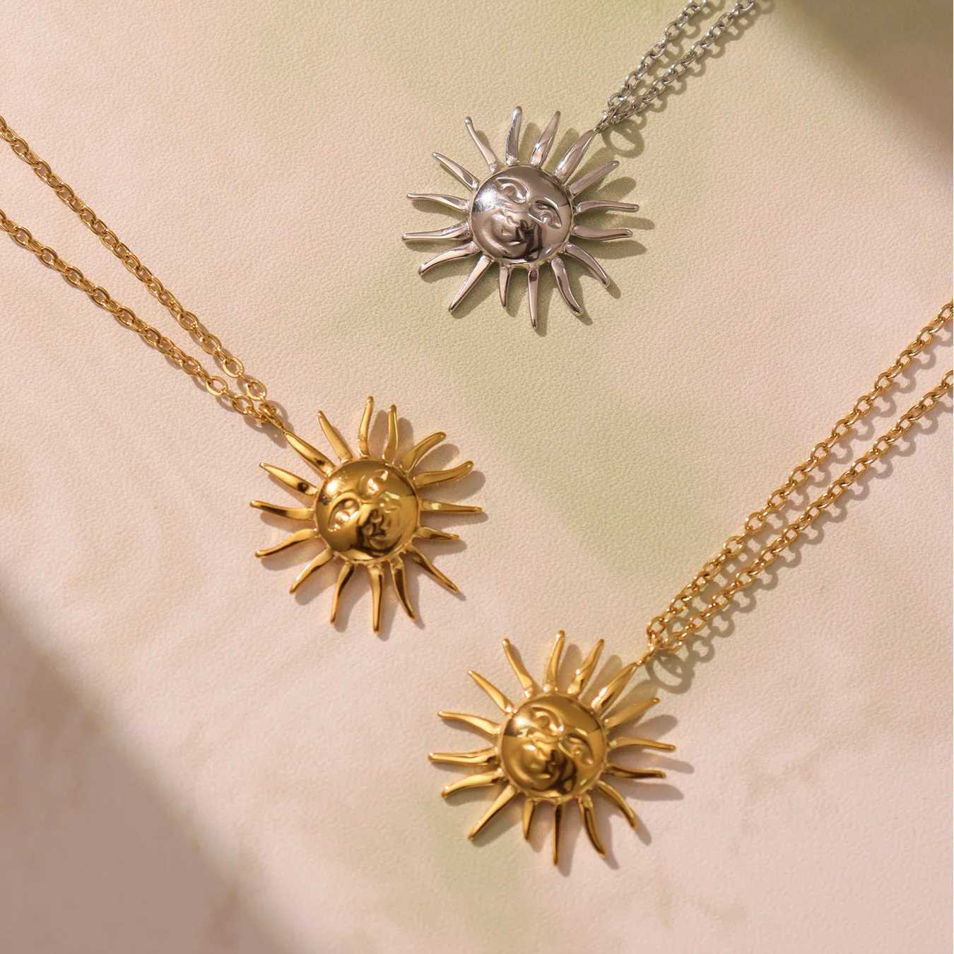 Nivora Minimalist Sun Pendant Necklace For Women Stainless Steel 18k Gold Plated Waterproof Necklace Cocktail Party Jewelry W250618