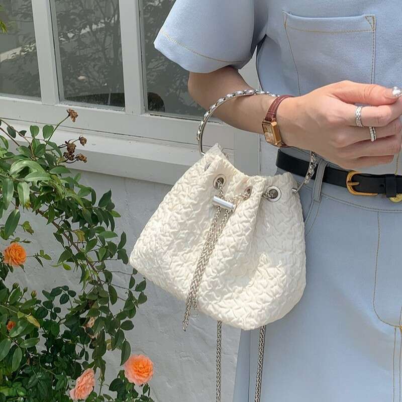 Korean Style Bowknot Niche Handbag 2025 New Fashion Sweet Bucket New Chain Single Shoulder Crossbody Bag
