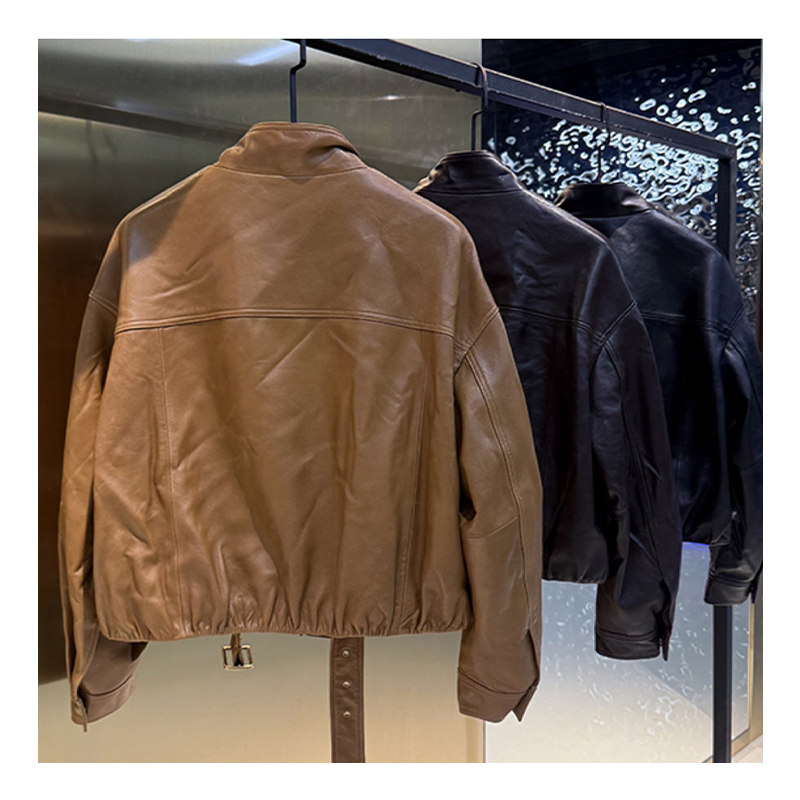 Sleek Urban Outfit Essential - Unisex Compact Layered Outerwear Perfectly Crafted for Fall