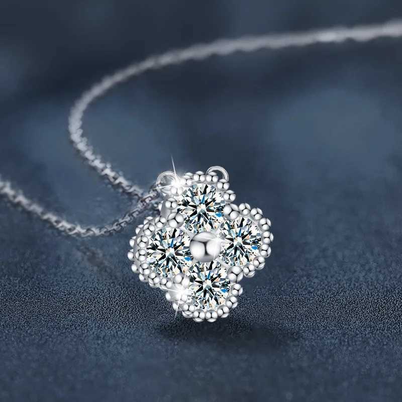 IOGOU Flower Clover Moissanite Pendant Necklace 925 Silver Clavicle Adjustable Chain for Women Girls Gift GRA Certified Jewelry W250618