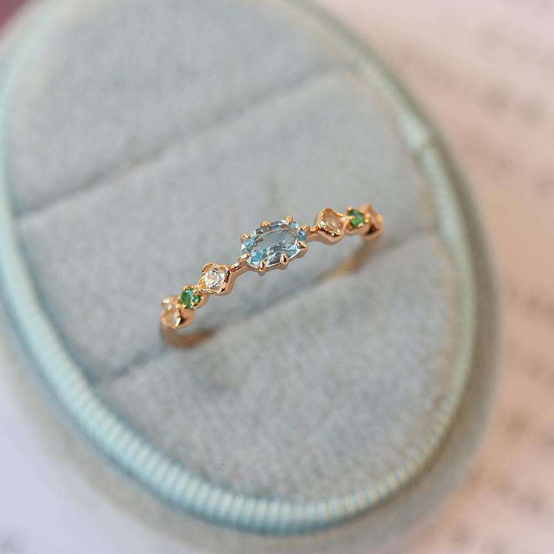 Natural Blue Topaz for Women, Colorful Gold Plated, Fresh Akka Style, Elegant Closed Ring