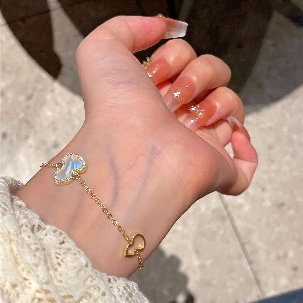 Gentle Style Mother-of-Pearl Elegant Wear Gourd 2023 New Gold Micro-Paved Zircon Bracelet Jewelry
