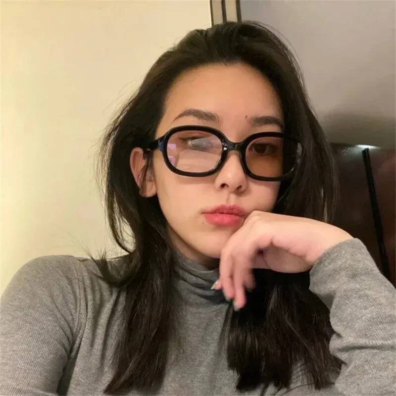 High-Quality Square Men Women Fashion New Meter Nail Hip Hop Sun Glasses Retro Sunglasses For Female Male