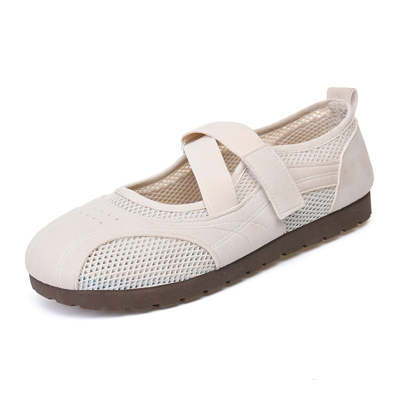New Sports Mary Jane Women's Breathable Hollow Mesh Mom Thin Sole Ballet Style Versatile Casual Single Shoes for Women ddmythur