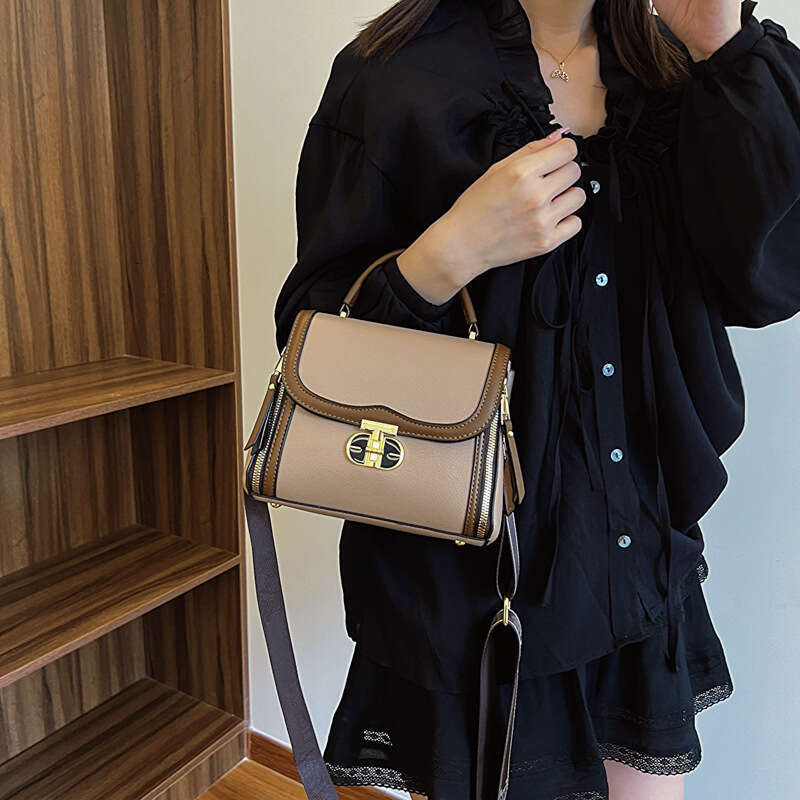 High-Quality Texture Women's New Fashion Versatile Niche Elegant Shoulder Bag Trendy Handbag