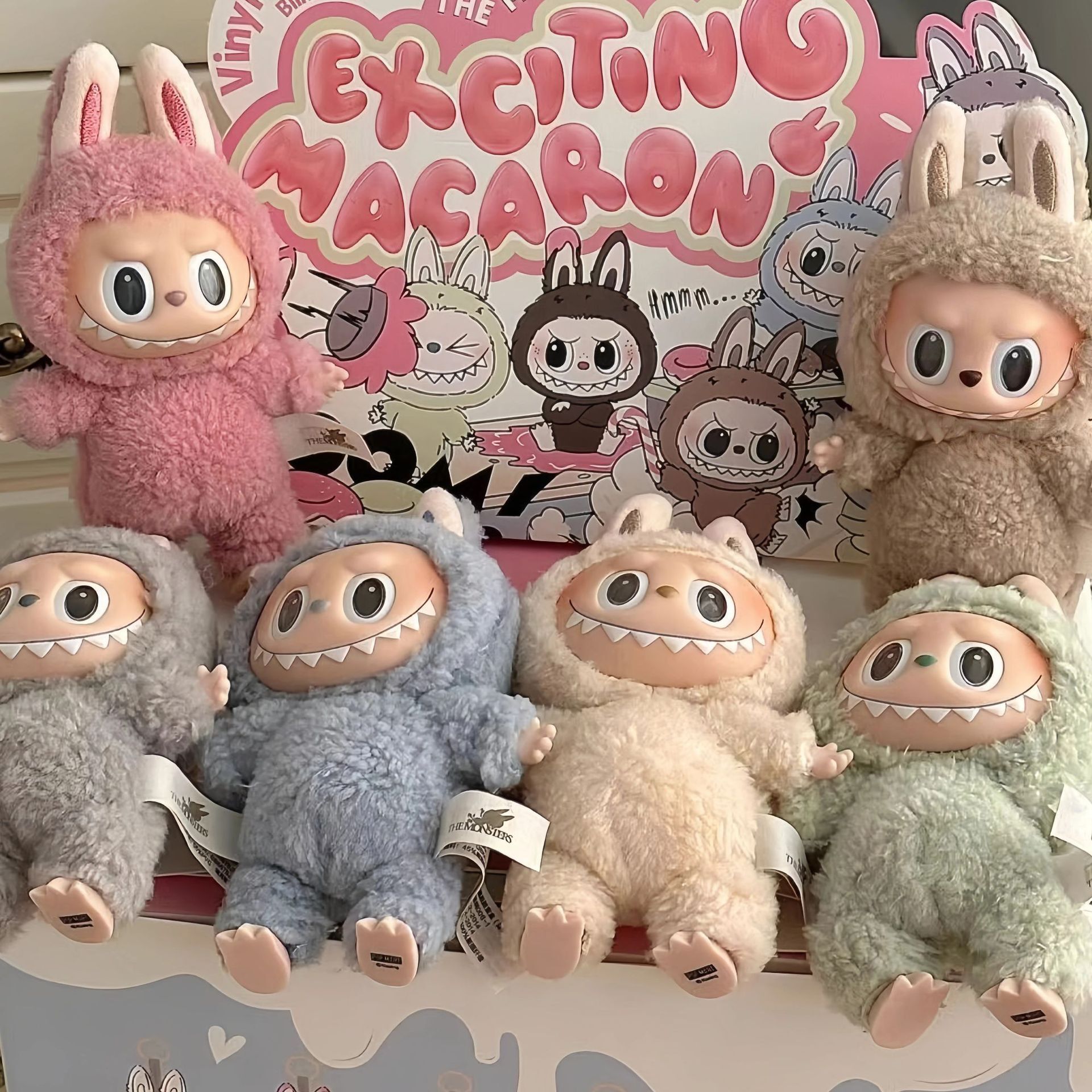 Free shipping 2025 new designer bag Labubu 3.0 Sitting Party Vinyl Face Blind Box National Edition First and Second Generation Figurine Toy Pendant