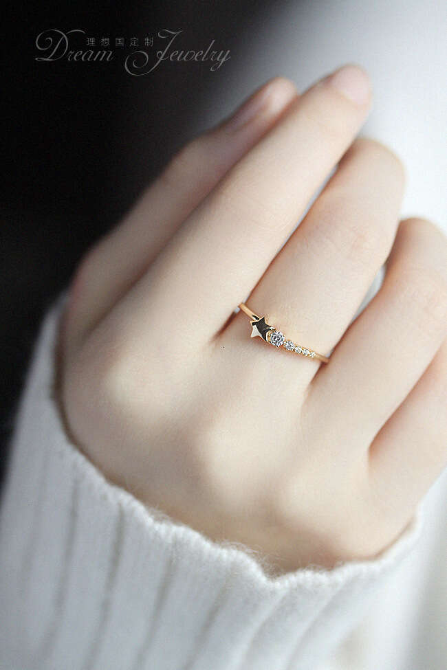 Meteor Shattered Gold-Plated for Women, Diamond-Studded Light Luxury Fashion Simple Elegant Versatile Ring
