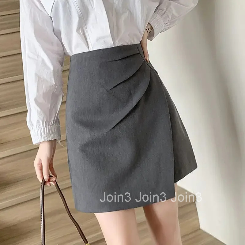 Chubby High Waist Mini Skirts for Women Short Modest Vintage Cheap Y2k Aesthetic V Harajuku Quality Clothing Sales Woman Skirt