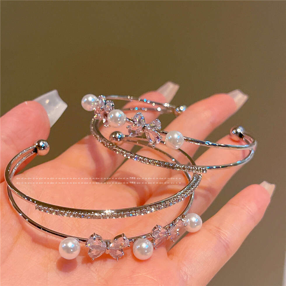 Sweet Double Layer Bowknot Bracelet 2024 Niche Design Sense Personality Natural Hand Ring Women's Jewelry