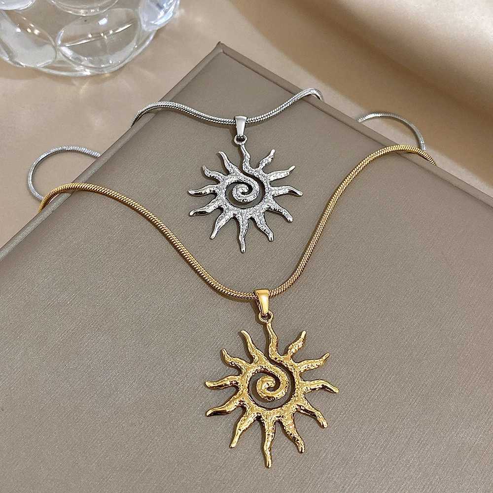 Flashbuy Vintage Chic Sun Shaped Pendant Stainless Steel Necklace Statement Golden Fashion Jewelry Gift W250618