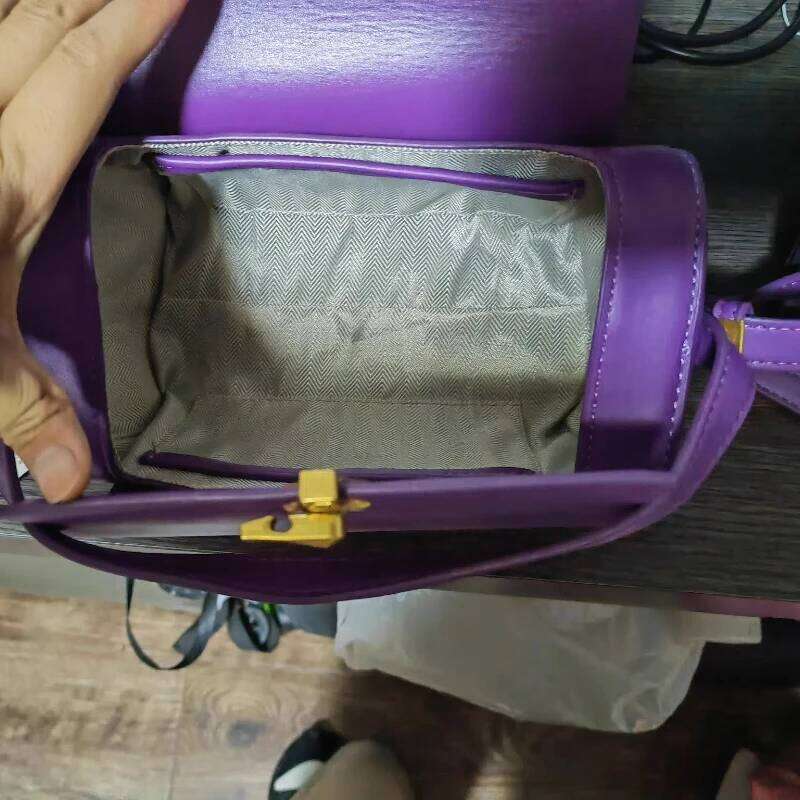 Handheld Box Women's New Fashionable Berry Purple Boston Bag, Versatile, Niche, Light Crossbody Bag