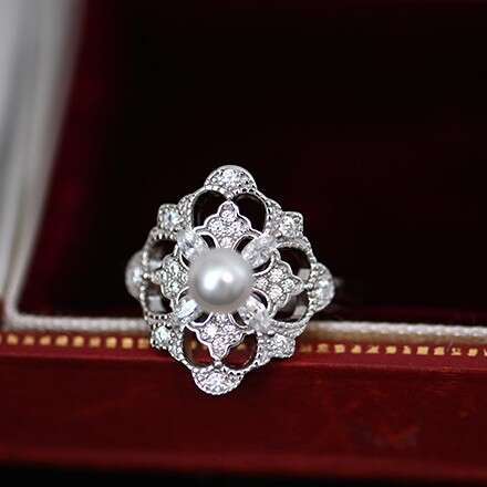 Beauvieu Waltz" Pearl for Women, Hollow Artistic Adjustable Open Ring
