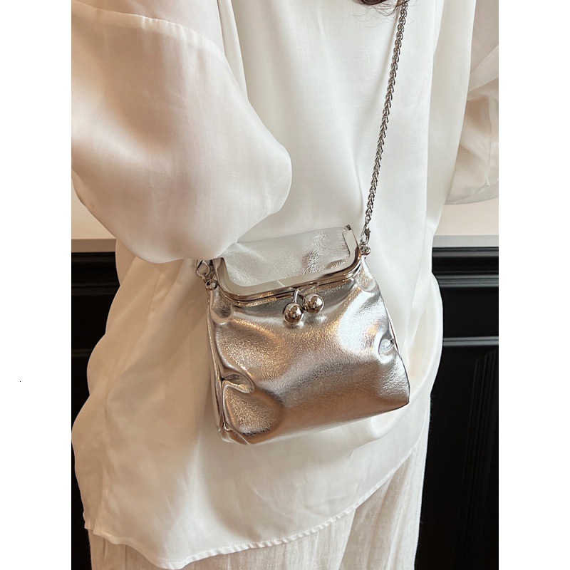 2025 Summer New Women's Silver Small Bag Designer Fashion Casual Crossbody Bag Exquisite Mini Bag