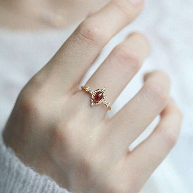 Rose-Colored You" Oval Flower for Women, Ins Style, Pomegranate Red, Delicate Open Ring with a High-End Feel
