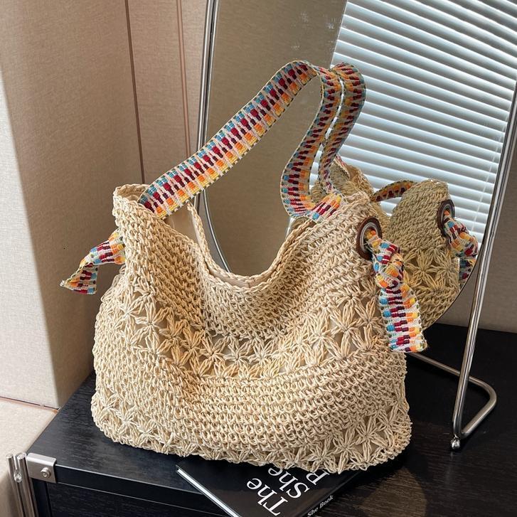 Free shipping designer Vacation Style Straw Bag for Women 2025 New Summer Trend Woven Bag Beach Large Capacity Shoulder Bag Tote Bag