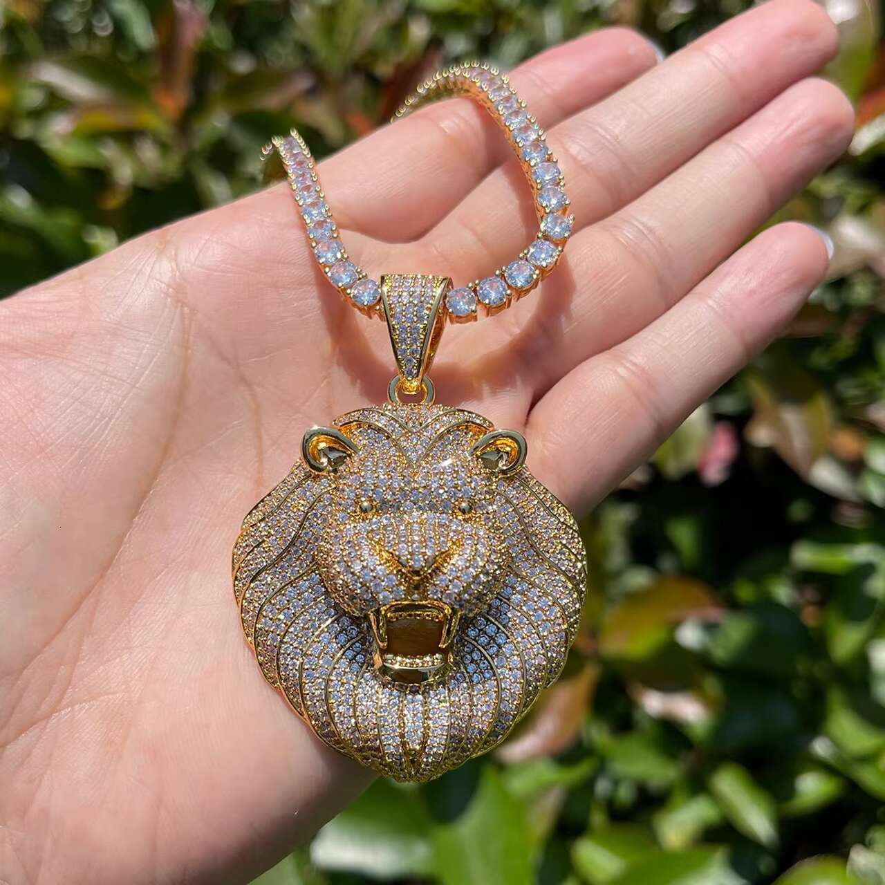 Hot Sale Luxury 18K Gold Moissanite Lion Pendant Necklace for Men Exclusive Animal Pendants Charms