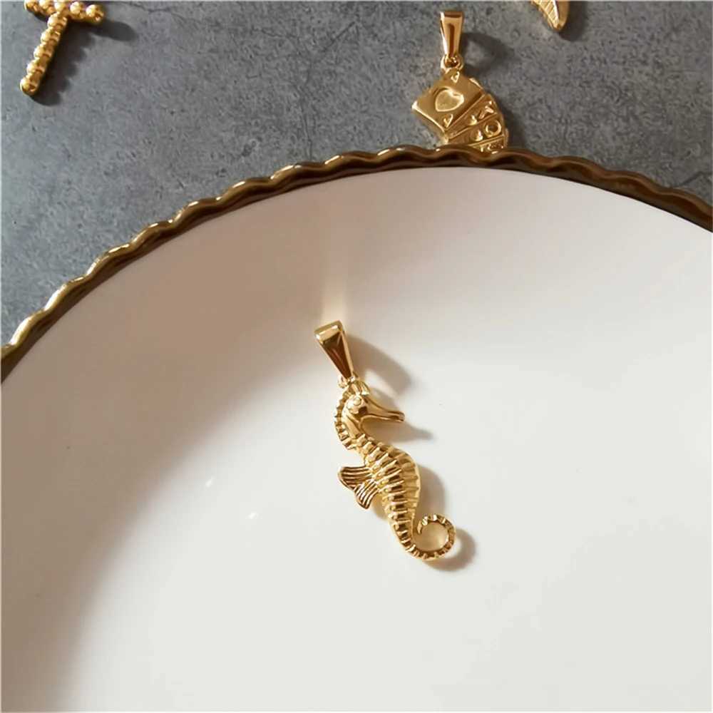 Stainless Steel Women Men Necklace Hippocampus Gold Color Seahorse Pendant Necklace Animal Jewelry Gift W250618