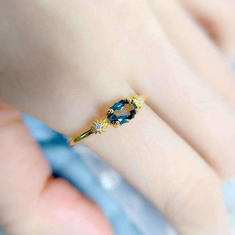 Light Luxury Topaz Gold-Plated Ring for Women, Adjustable Size Open Ring, Niche Style
