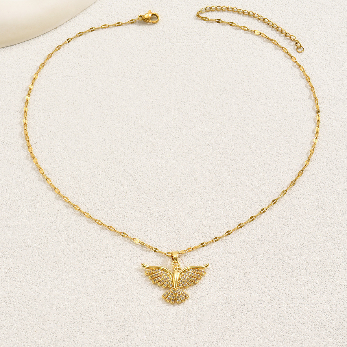 Light Temperament Necklace for Women with Zircon Inlay Phoenix Sweet Clavicle High-end Sense Chain