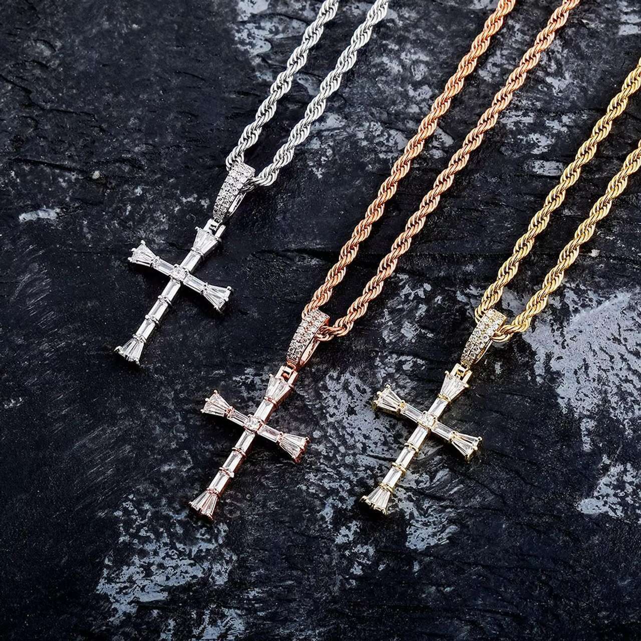 Mens 14K Silver Luxury Style Hip Hop VVS Moissanite Baguette Cross Pendant Fully Iced Blinged Christian Spiritual Jewelry