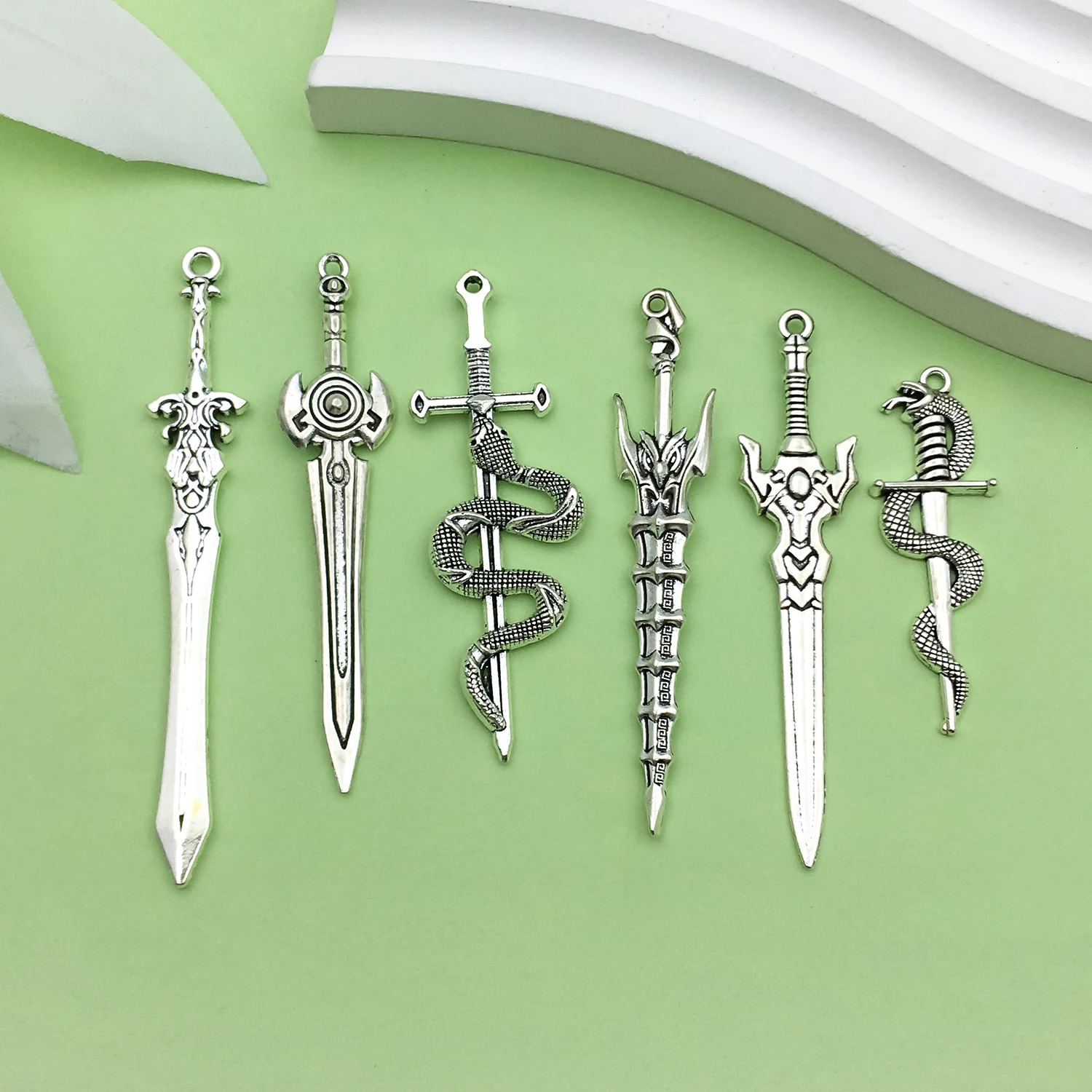 20pcs Vintage Sword n Charms Alloy Weapon Pendants for DIY Bracelet Necklace Jewelry Making Accessories 250609