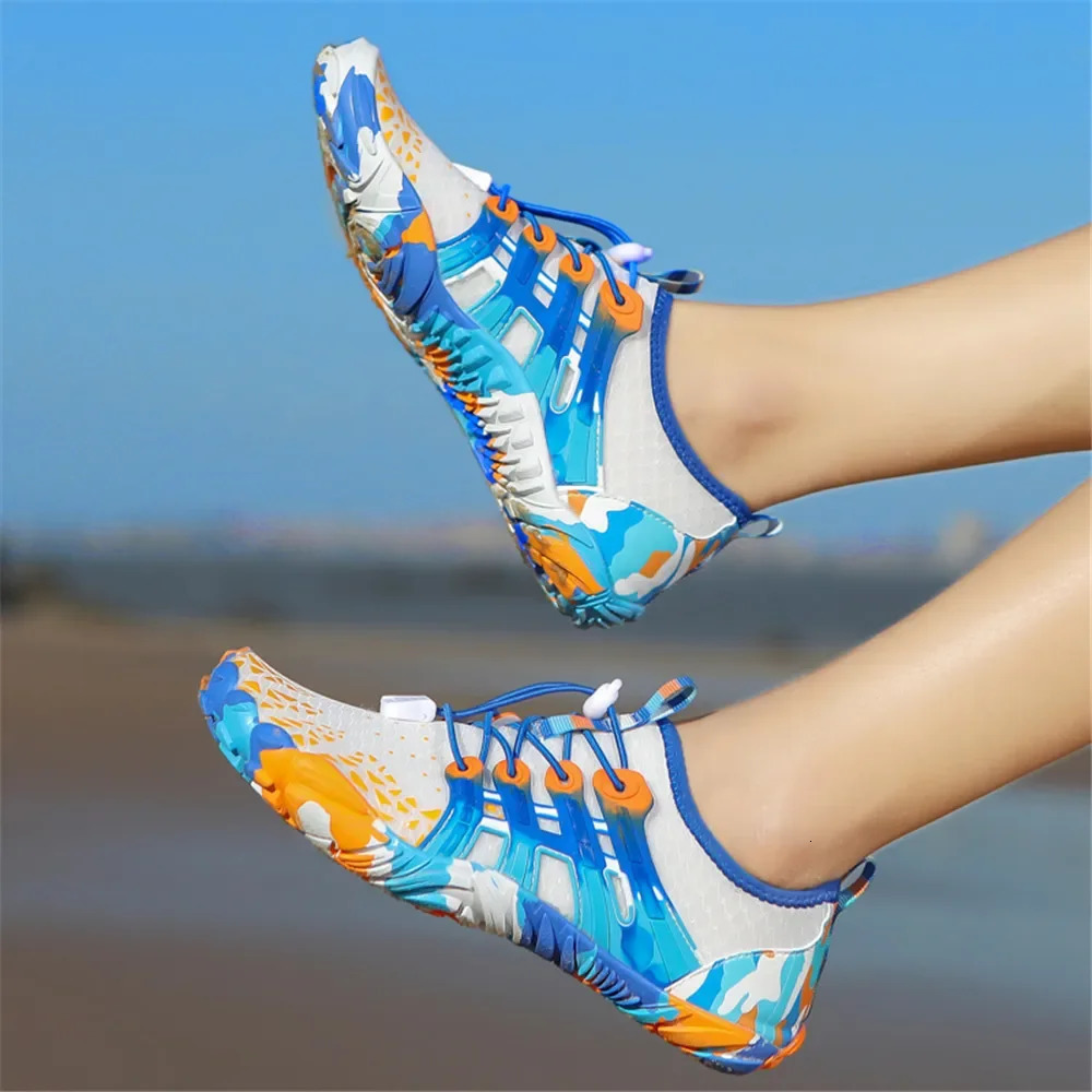 Women Men Water Shoes Summer Beach Five Fingers Barefoot Swimming Surfing Aqua Shoe Colorful Seaside River Slipper Mujer Sneaker 250613