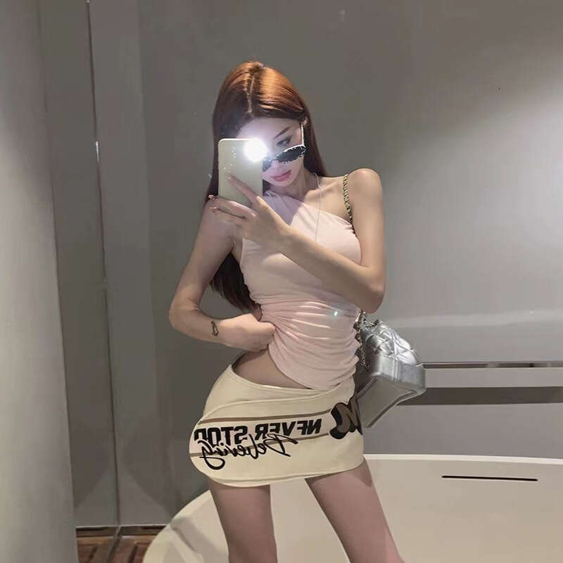 Summer New Women's Solid Color Slim Fit Single Shoulder Sleeveless Top Fashion High Waist Skirt B5