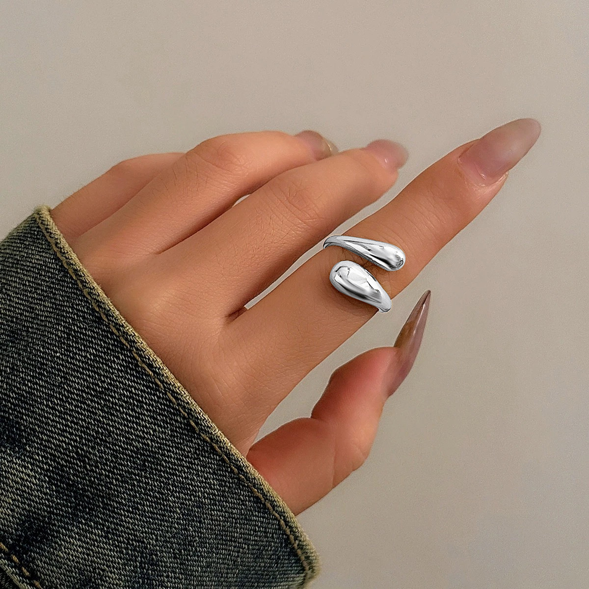 Fashion Fresh Sweet Personality Alloy Smooth Water Drop Shape Ring Design Korean Style Hand Jewelry