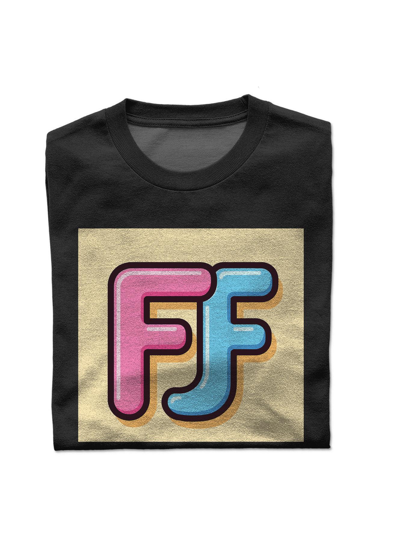 T-shirt with a pink and blue on the front Short sleeve Round collar
