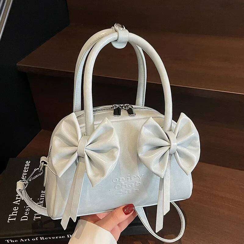 2025 New Sweet Girl Style Bow Portable Boston Fashion Niche Design Versatile Messenger Bag Women