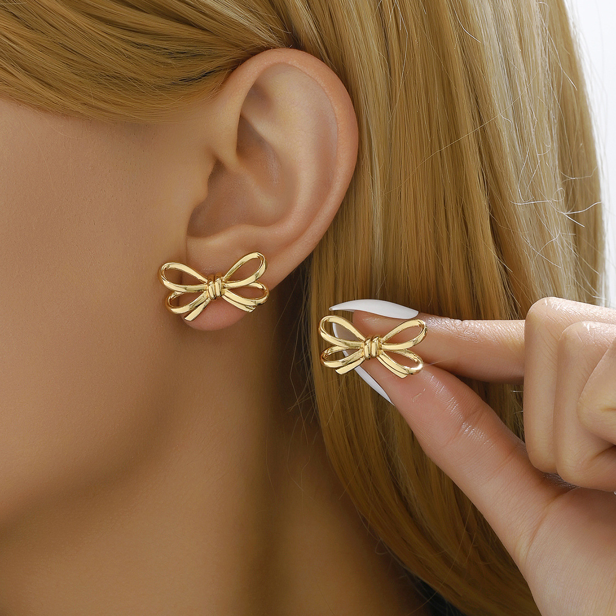 Sweet Korean Style Bowknot Personality Hollow Multi-layer Gold Stud Versatile Internet Celebrity Earrings