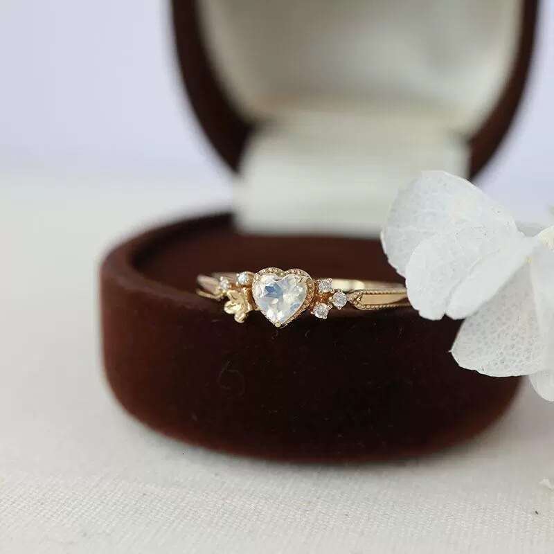 New Style Color Niche Design Little Princess High Imitation Moonstone Moissanite Adjustable Ring for Women