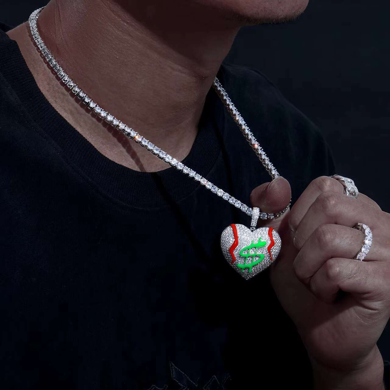 New Design Sterling Silver Hip Hop Pendant Necklace Broke Heart with Dollar Sign VVS Moissanite Diamond for Men and Women